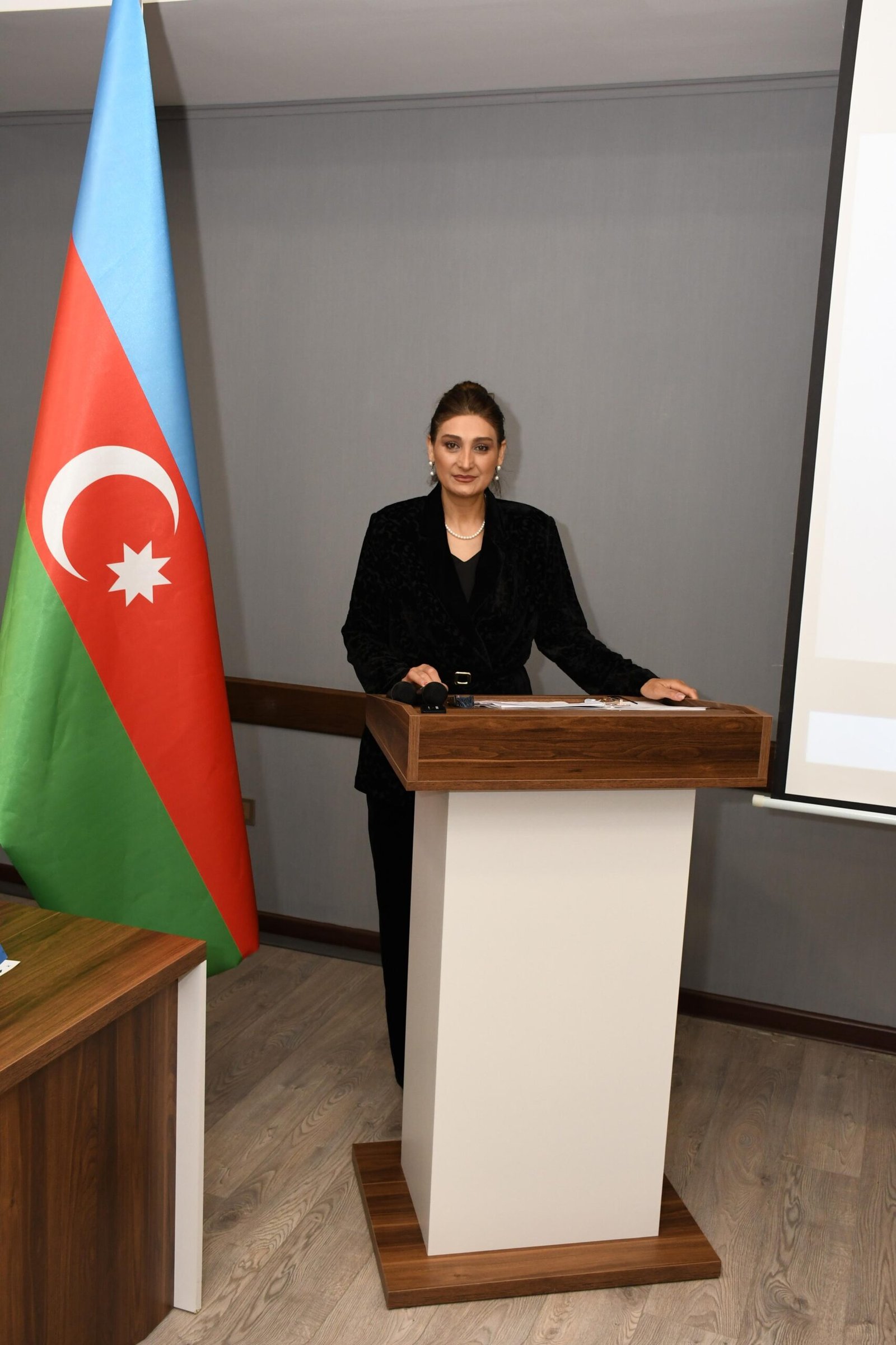 Nuranə Axundova